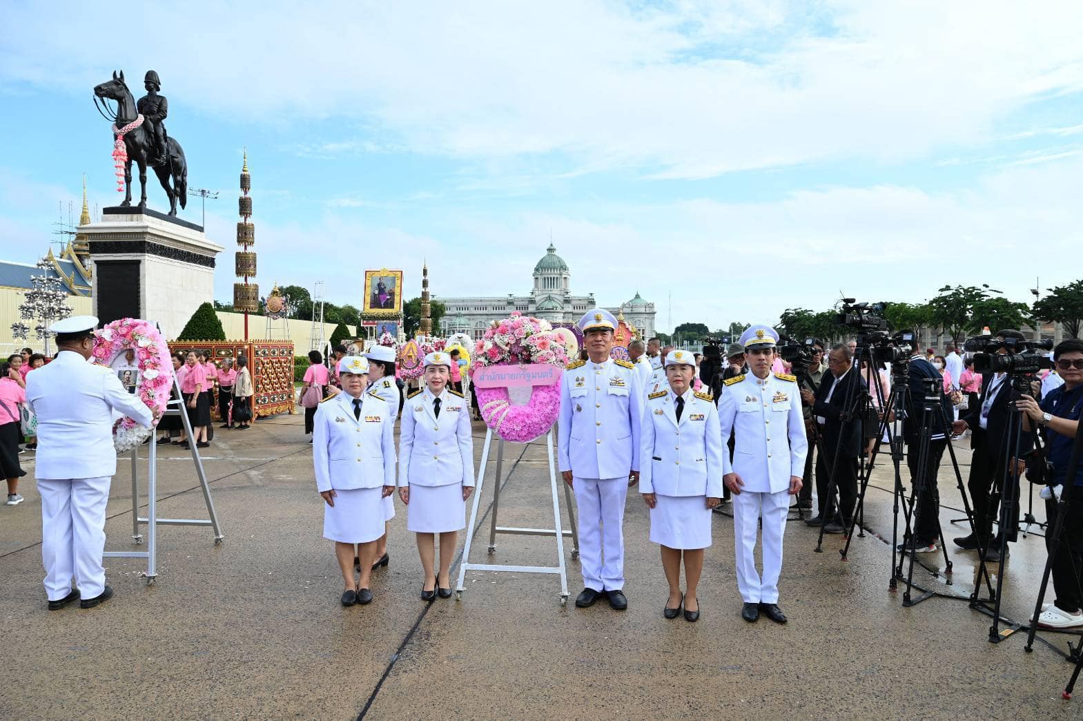 สำนักนายกรัฐมนตรี วางพวงมาลาเนื่องในวันปิยมหาราช พุทธศักราช ๒๕๖๗