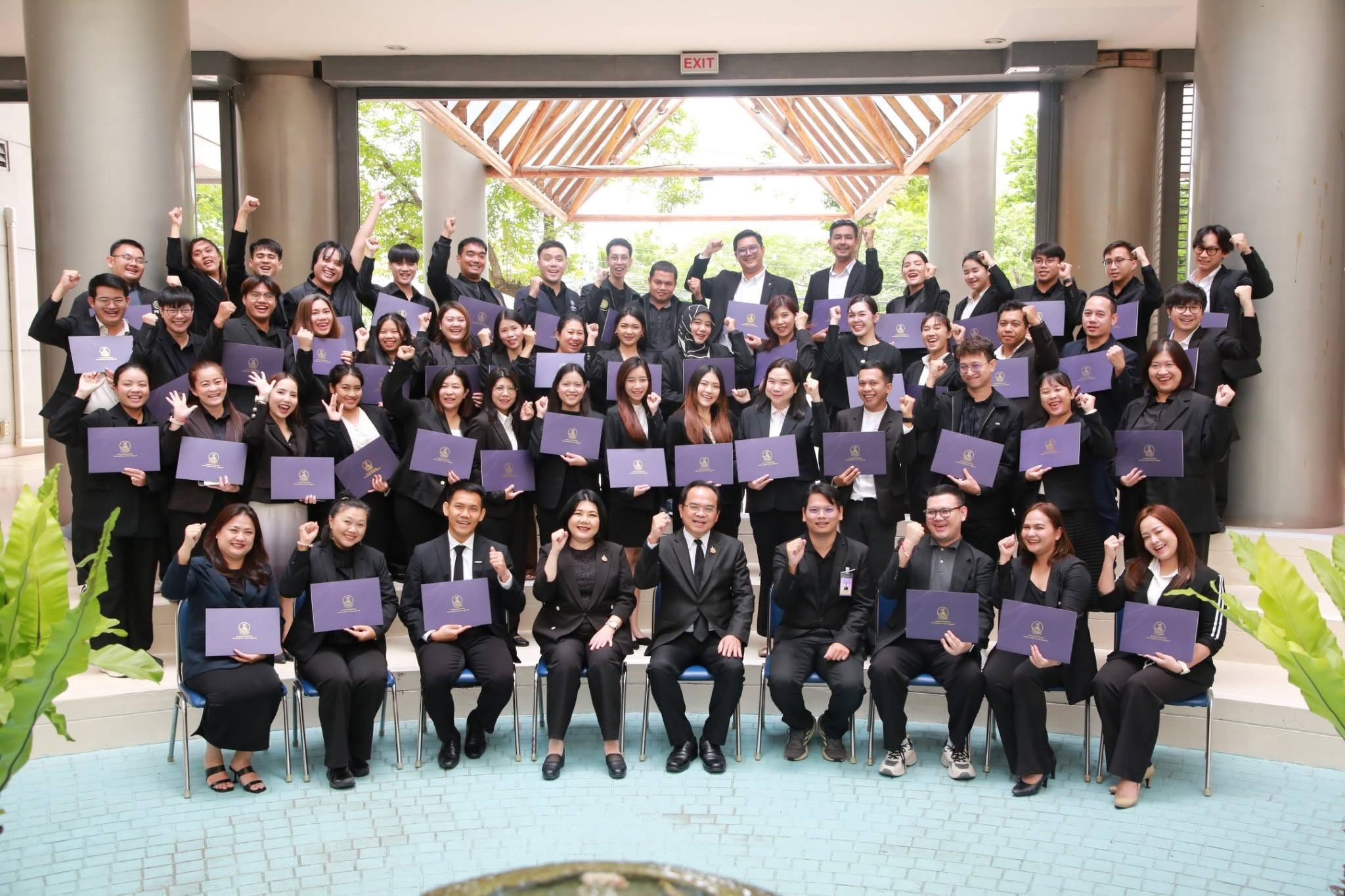  สถาบันพัฒนาการประชาสัมพันธ์ กรมประชาสัมพันธ์ จัดพิธีมอบประกาศนียบัตรและพิธีปิดการฝึกอบรมหลักสูตรการสื่อสารยุคดิจิทัล รุ่นที่ 2
