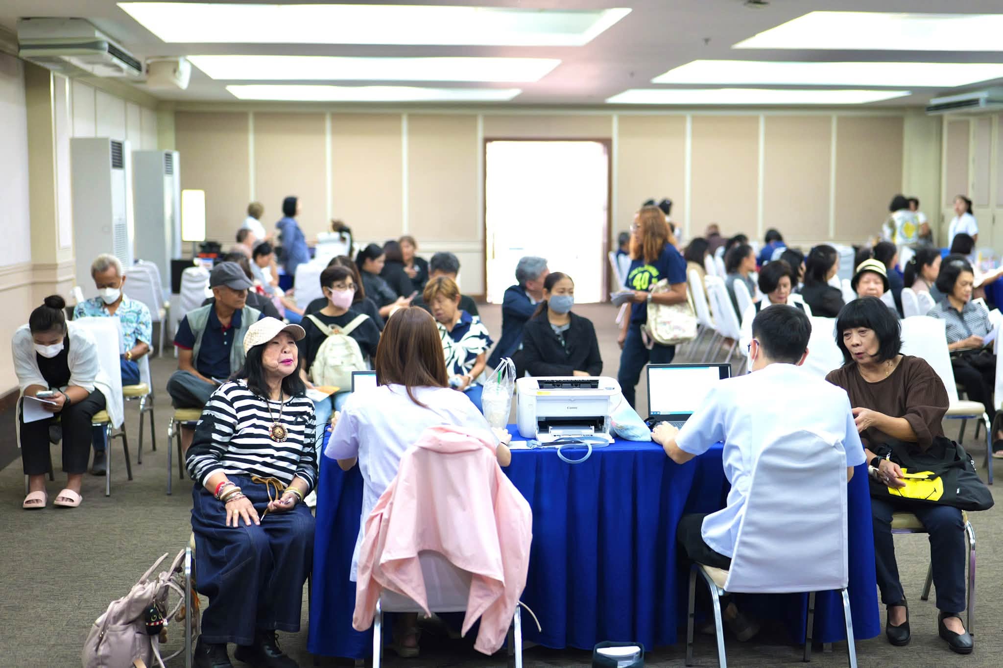 กรมประชาสัมพันธ์ จัดกิจกรรม &ldquo;พบแพทย์และฟังผลตรวจสุขภาพประจำรอบ 4 เดือน &rdquo;